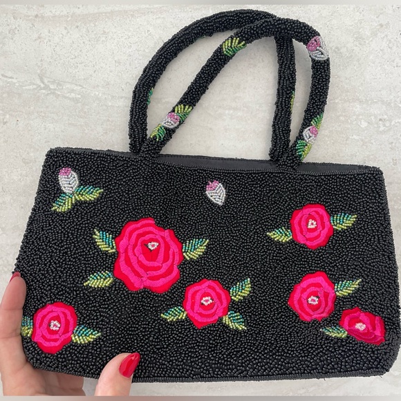 Floral beads handbag - Picture 2 of 5